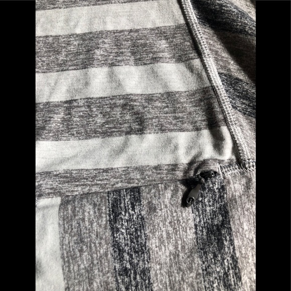 Lululemon Run Reflect Pullover - Picture 4 of 4